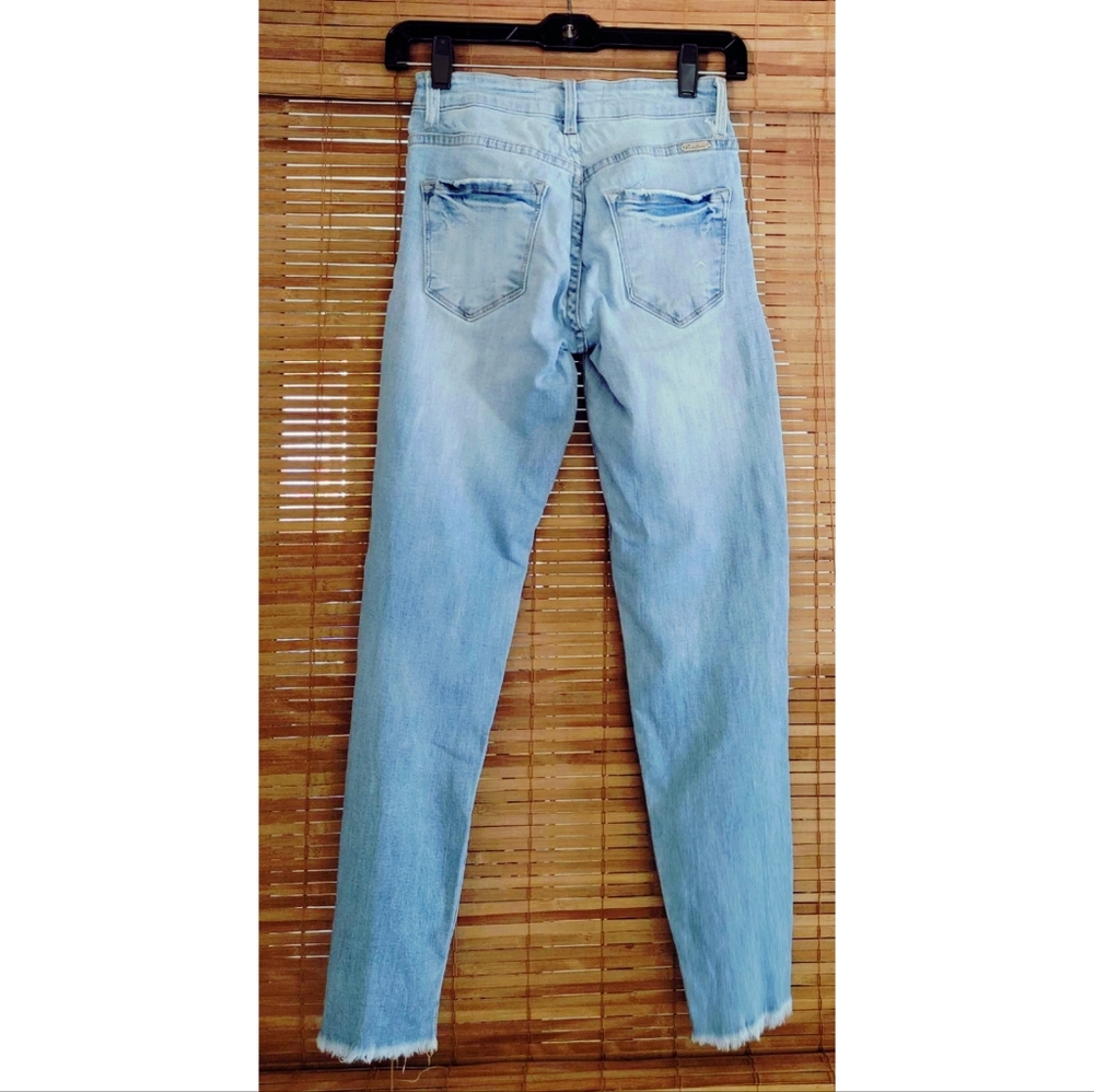 Jeans - Picture 2 of 3